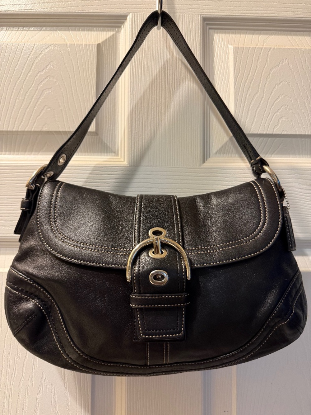 Coach Soho F10910 Medium Black Leather Shoulder Bag Vintage Y2K